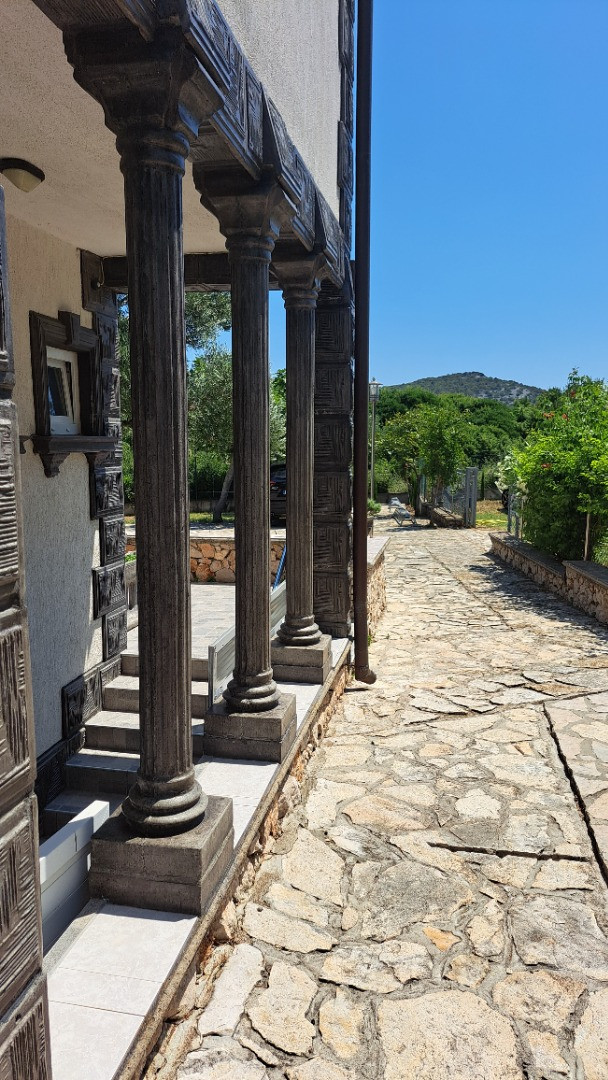 Dům a zahrada, Apartmány Štiz poblíž moře, Betina, Murter, Chorvatsko Betina