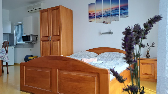 Studio 13, Apartmány Štiz poblíž moře, Betina, Murter, Chorvatsko Betina