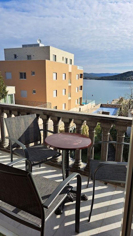 Nový a Luxusní Apartman 12, Apartmány Štiz poblíž moře, Betina, Murter, Chorvatsko Betina