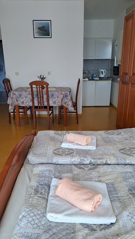 Studio 23, Apartmány Štiz poblíž moře, Betina, Murter, Chorvatsko Betina