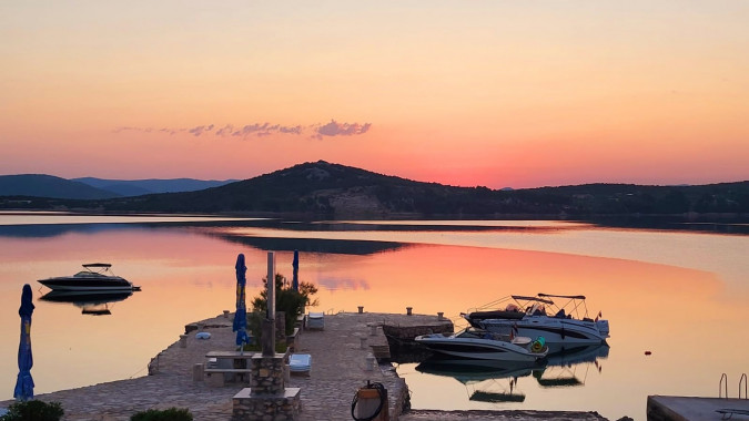 Pláž, Apartmány Štiz poblíž moře, Betina, Murter, Chorvatsko Betina