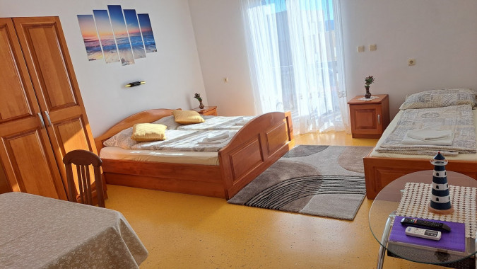 Studio 23, Apartmány Štiz poblíž moře, Betina, Murter, Chorvatsko Betina