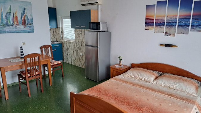 Studio 13, Štiz Apartments near the sea, Betina, Murter, Croatia Betina