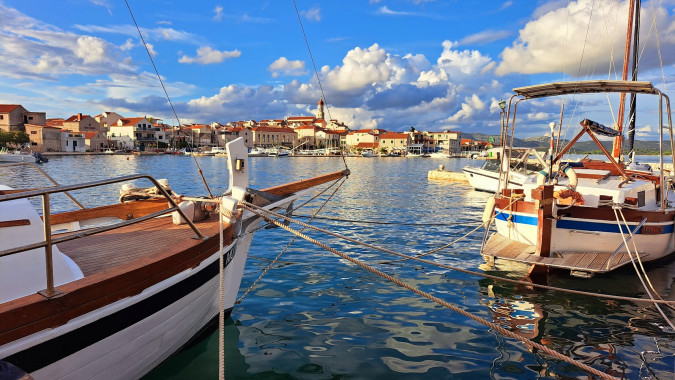 Apartmány Štiz poblíž moře, Betina, Murter, Chorvatsko Betina