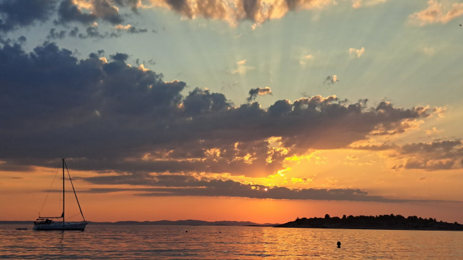 Apartmány Štiz poblíž moře, Betina, Murter, Chorvatsko Betina