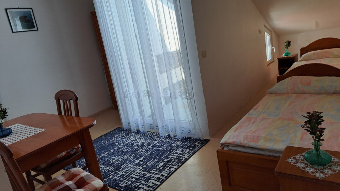 Apartmány Štiz poblíž moře, Betina, Murter, Chorvatsko Betina